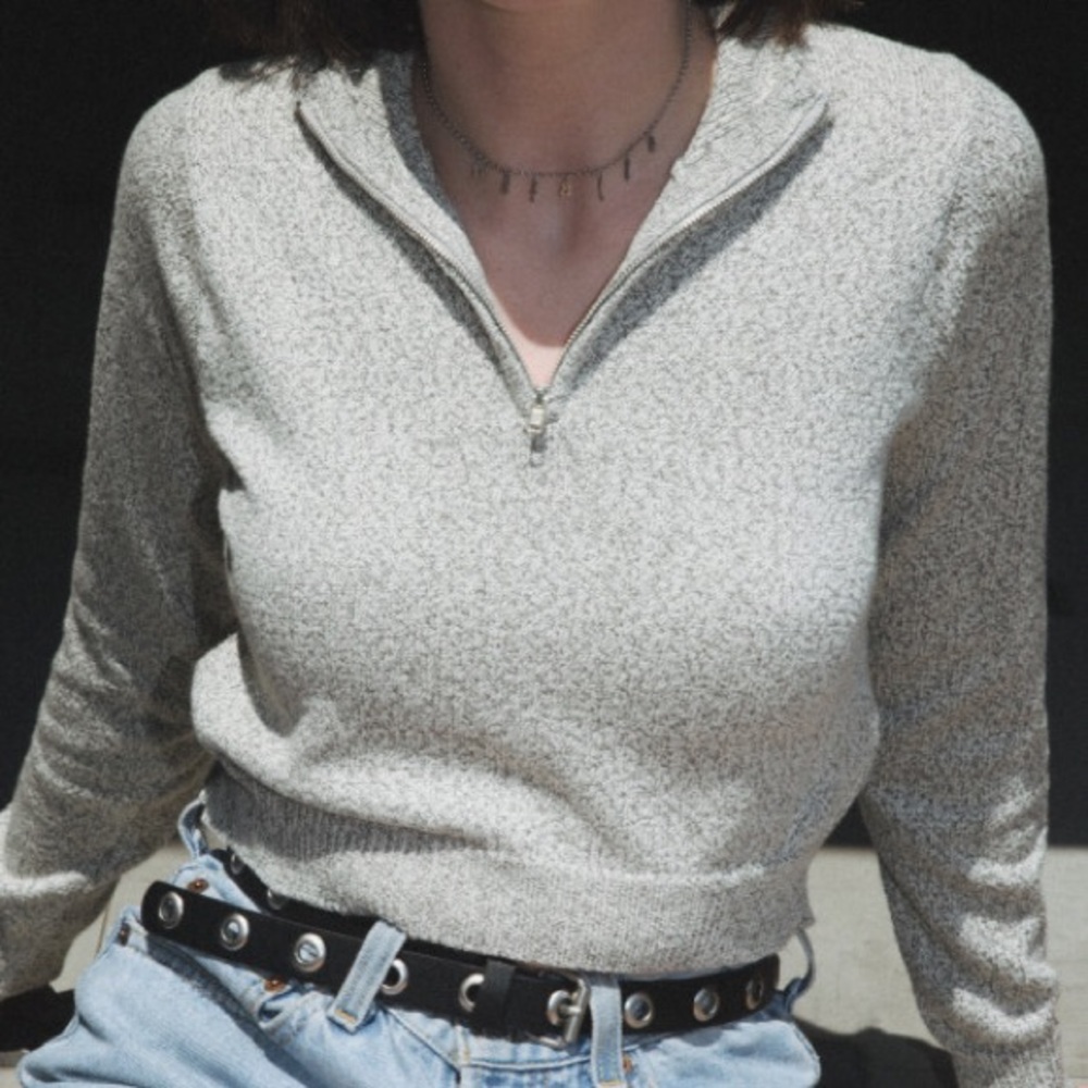 Novella sweater